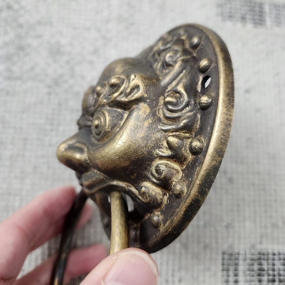 Brass Lion Head Door Knockers, Door Pull, Door Handle, Home Decoration - Picture 6 of 9
